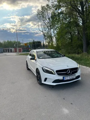 Mercedes-Benz A W176 180 7G-DCT Style 2016