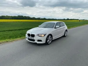 BMW 1 Series F20/F21 118d DPF Edition Sport 2012