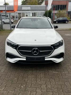 Mercedes-Benz E W214 200 mHEV AMG 9G-Tronic 2025