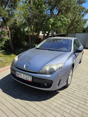 Renault Laguna III ver-2-0-dci-luxe-dynamique 2009