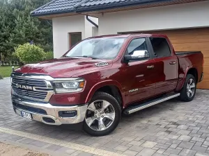 Dodge RAM 5.7 4x4 2021