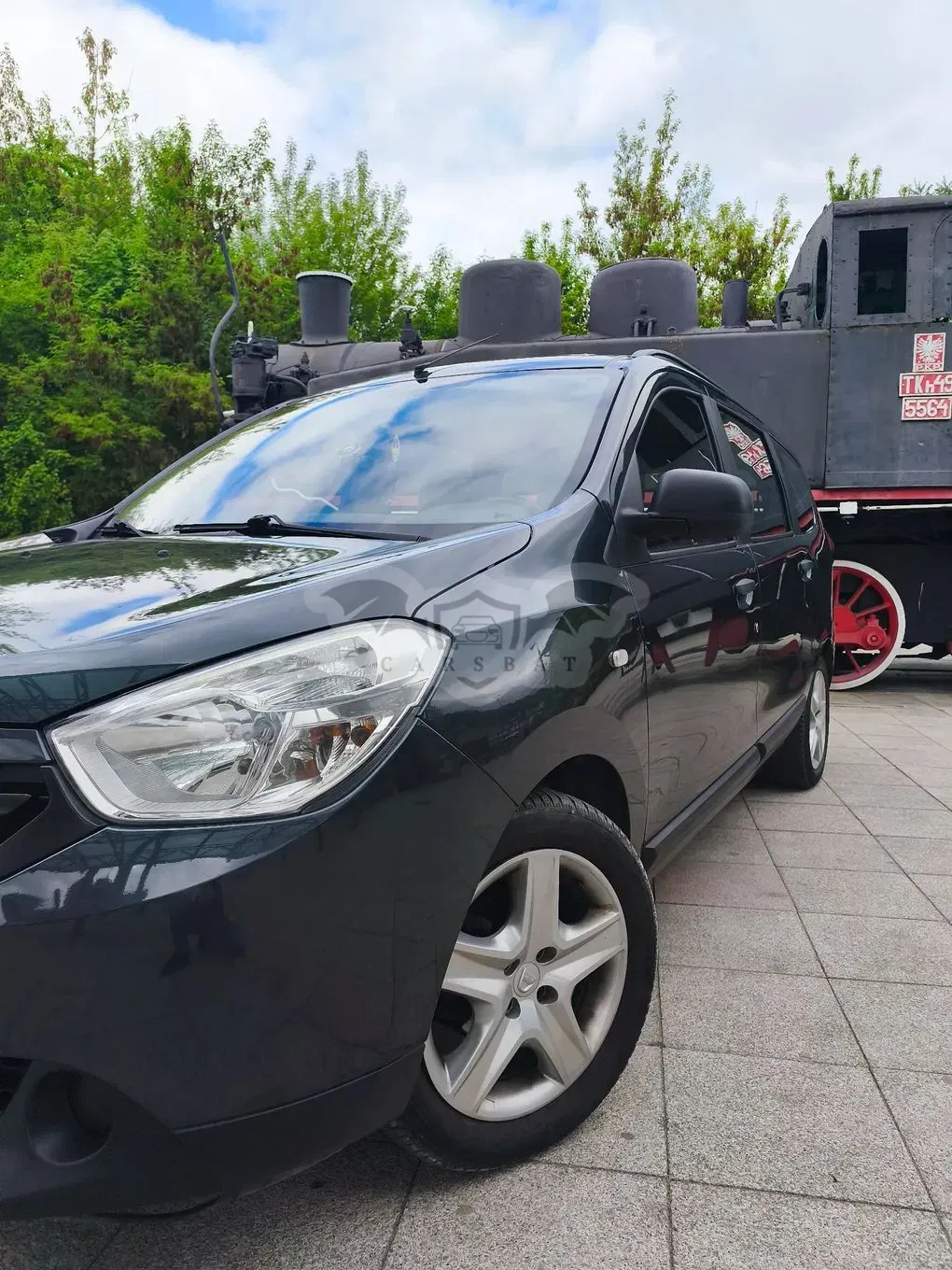 Dacia Lodgy 2012