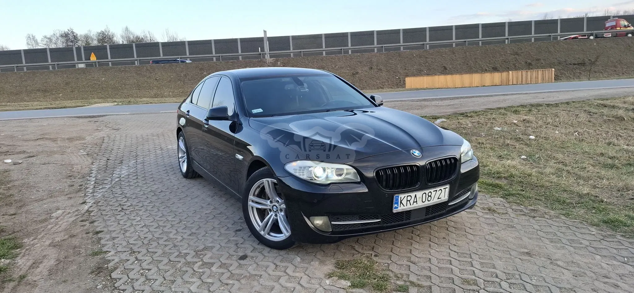 BMW 5 Series F10/F11 530d xDrive 2011