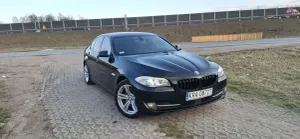 BMW 5 Series F10/F11 530d xDrive 2011