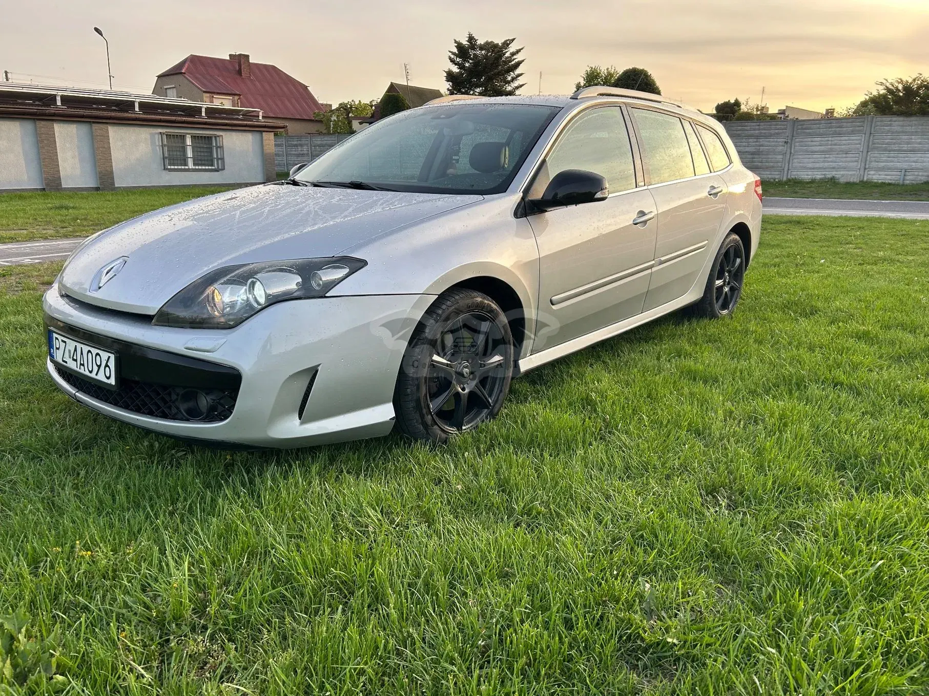 Renault Laguna III 2.0 dCi Limited 2009