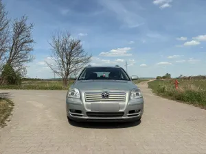 Toyota Avensis II 2.0 D-4D High 2006