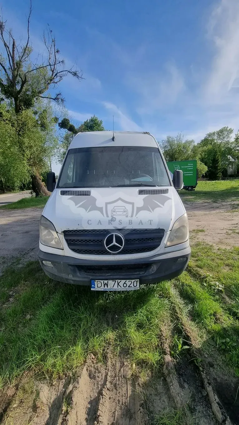 Mercedes-Benz Sprinter 2011