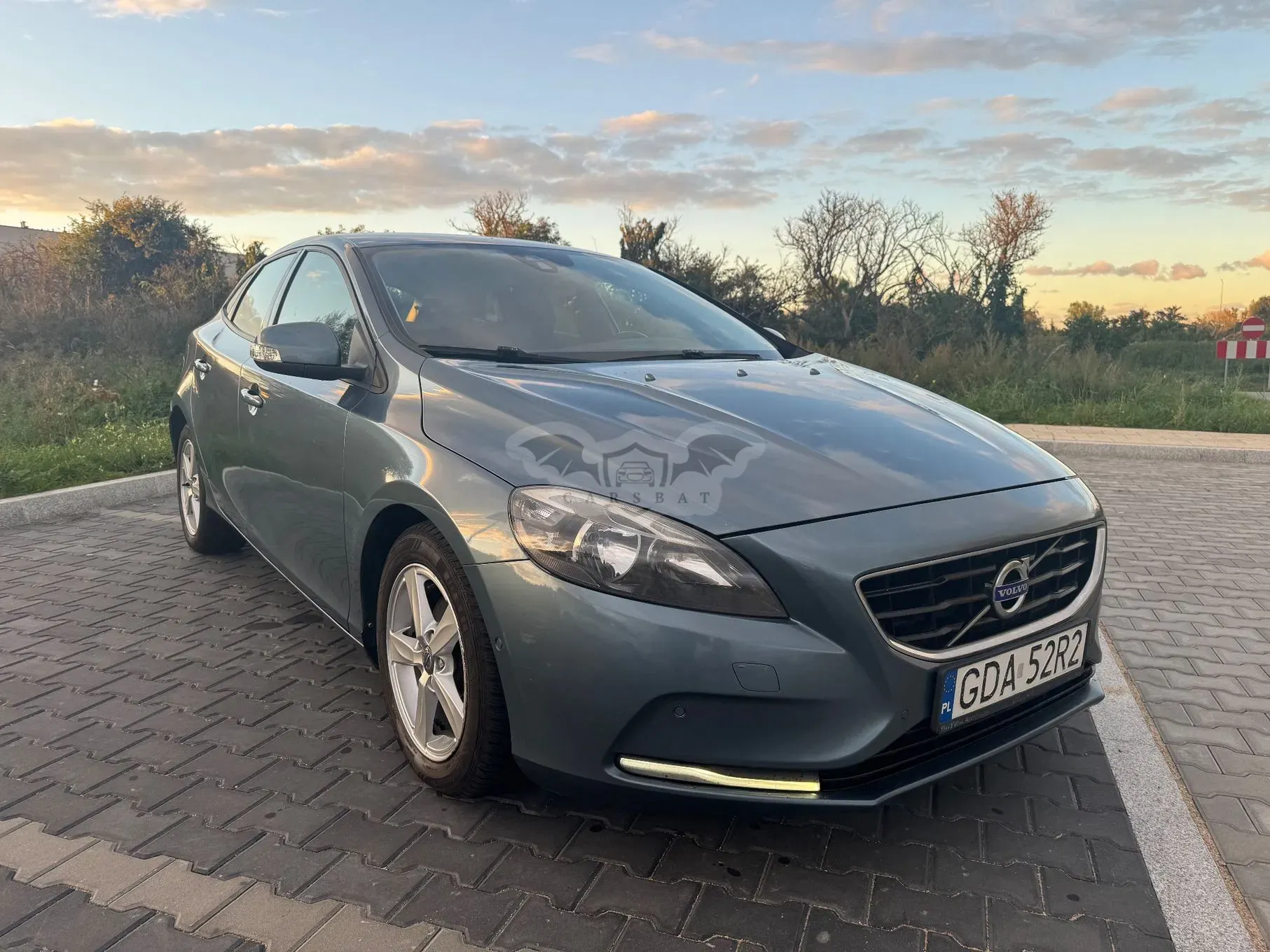 Volvo V40 II D2 Kinetic 2013
