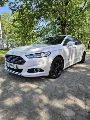 Ford Mondeo Mk5 2.0 Hybrid Titanium 2016
