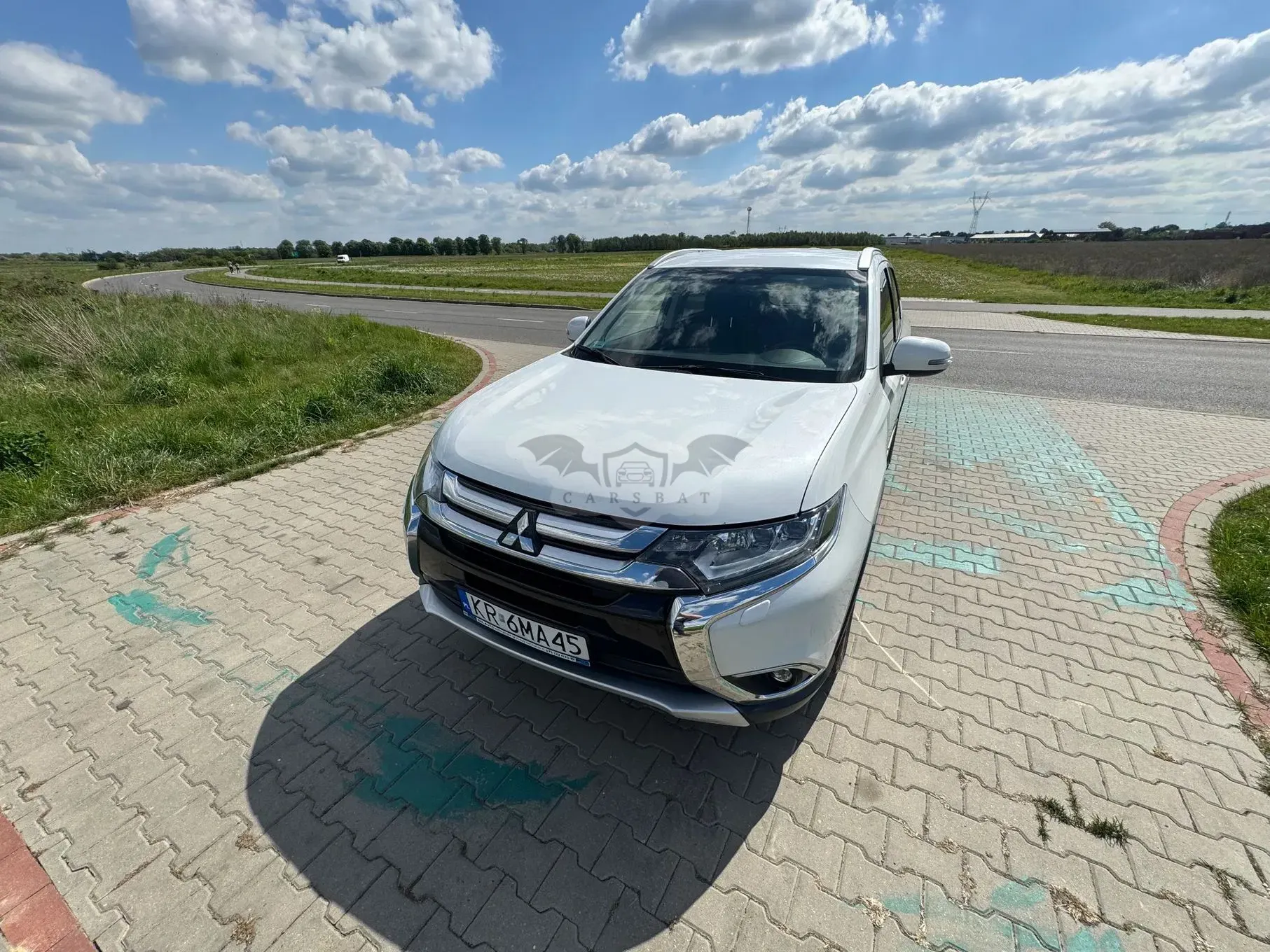 Mitsubishi Outlander III 2.0 Intense + 4WD CVT 2017