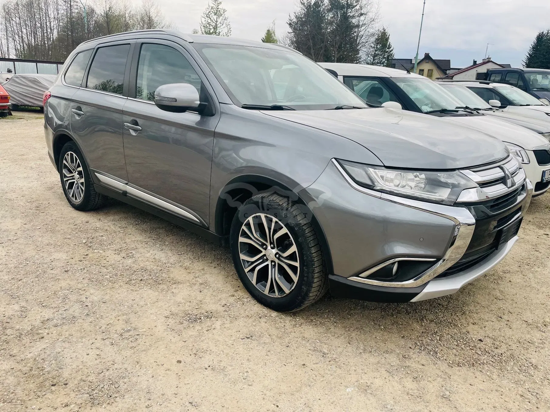 Mitsubishi Outlander III 2.2 DID Intense + 4WD 2016