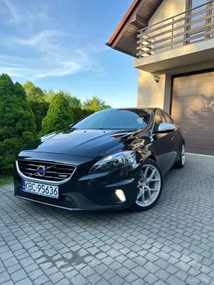 Volvo V40 II D4 RDesign 2014