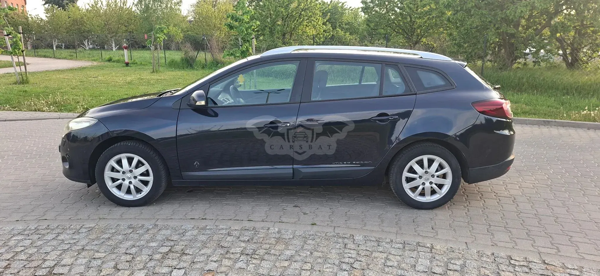 Renault Megane III 1.6 16V 110 LIMITED 2010