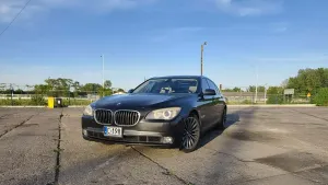 BMW 7 Series F01 740Li 2011