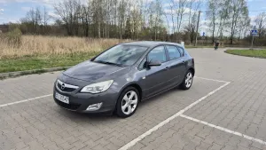 Opel Astra J 1.7 CDTI DPF Selection 2009