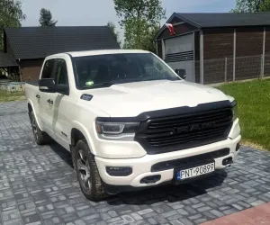 RAM 1500 5.7 Crew Cab Laramie 2018