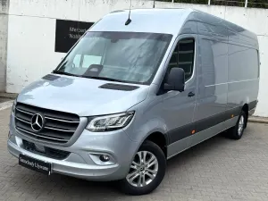 Mercedes-Benz Sprinter 2025