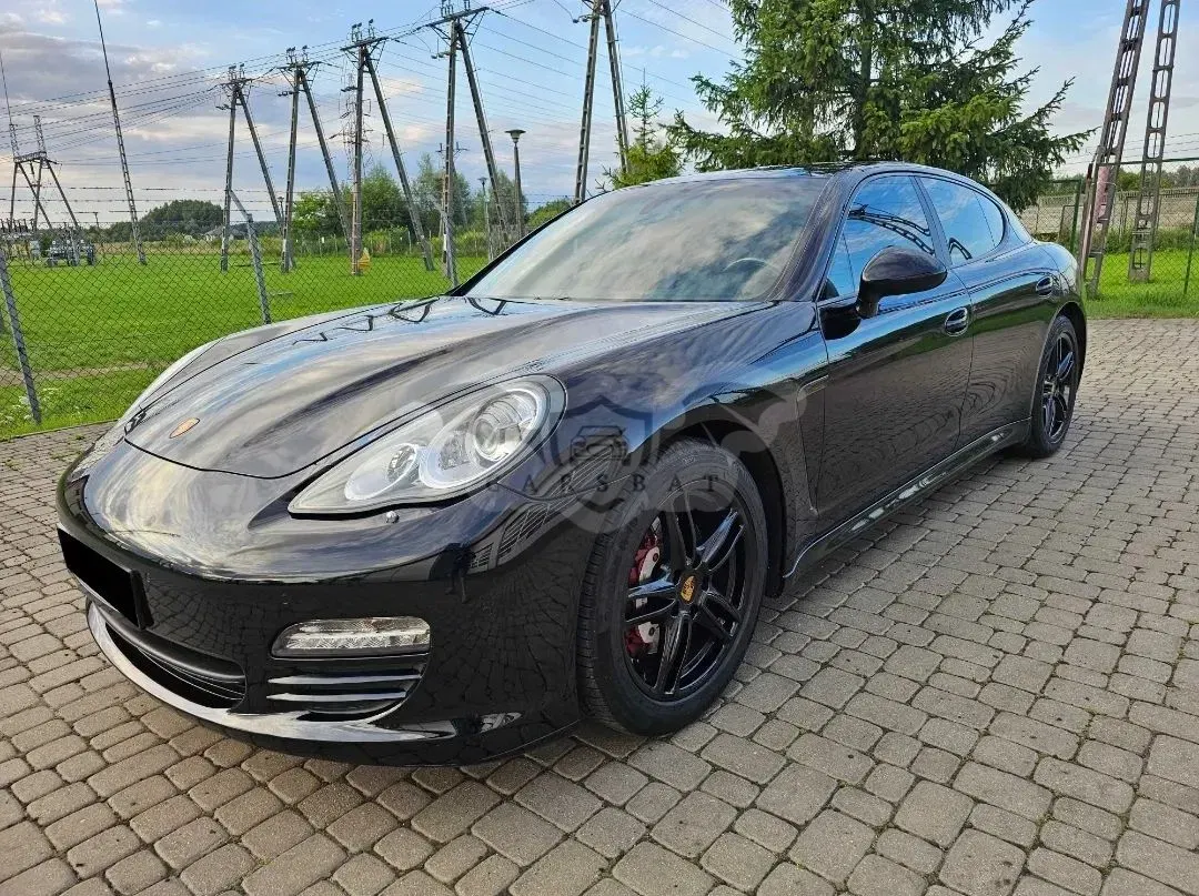 Porsche Panamera 4S PDK 2012