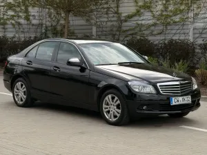 Mercedes-Benz C W204 180 CGI BlueEff Elegance 2007