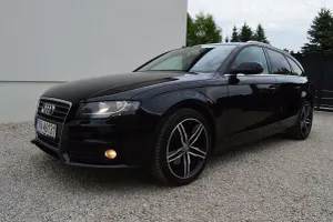 Audi A4 B8 2.0 TDI DPF multitronic Attraction 2011
