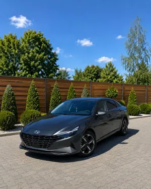 Hyundai Elantra VII (2021-) 1.6 Executive CVT 2021