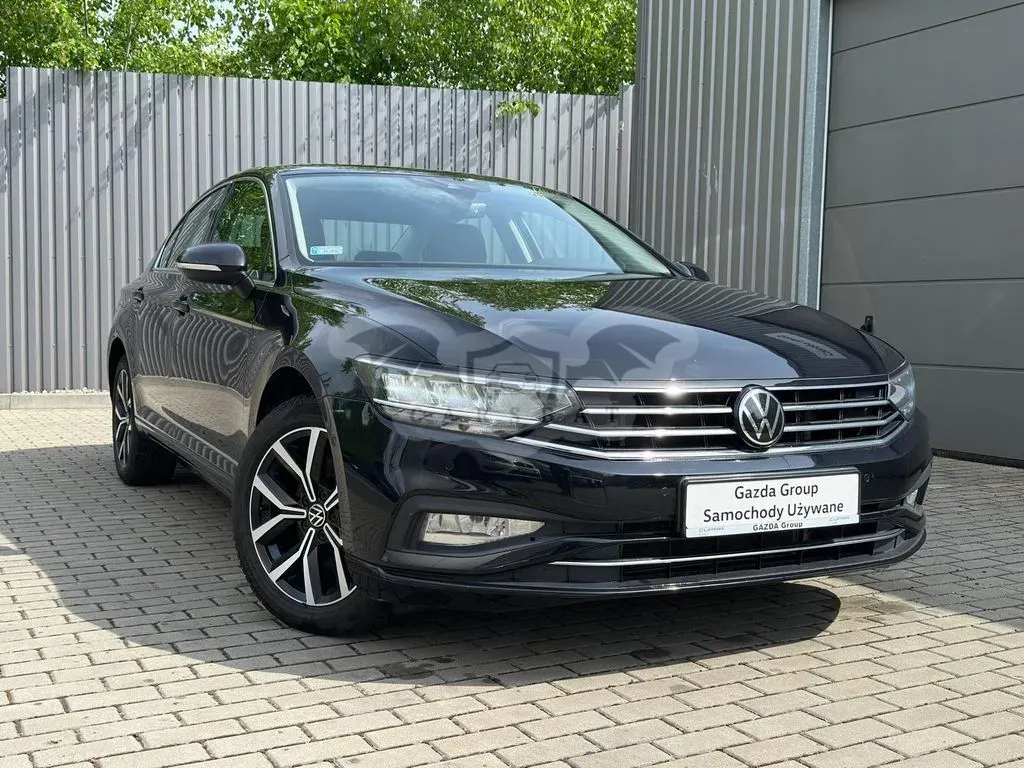 Volkswagen Passat B8 1.5 TSI EVO Business DSG 2021