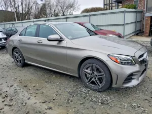 Mercedes-Benz C W205 300 4Matic 9G-TRONIC AMG Line 2020