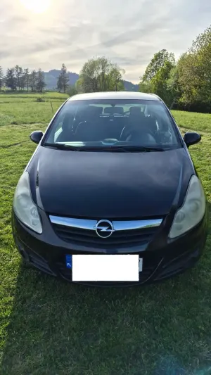 Opel Corsa D 1.4 16V Enjoy 2009