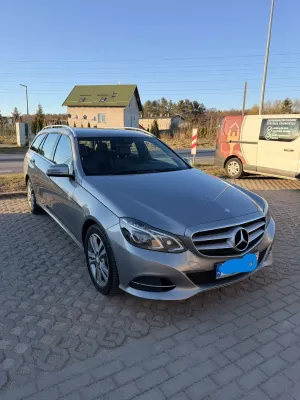 Mercedes-Benz E W212/W207 220 BlueTEC 4Matic 7G-TRONIC Avantgarde 2014