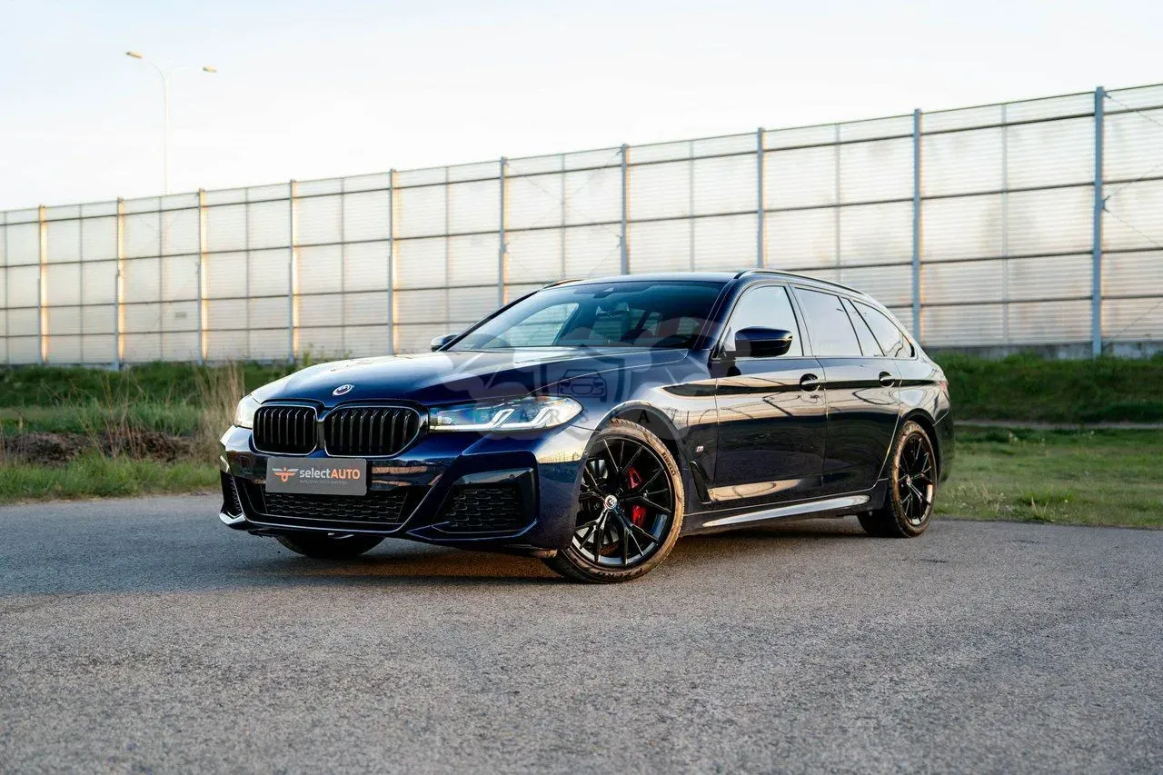 BMW 5 Series G30/G31 2022