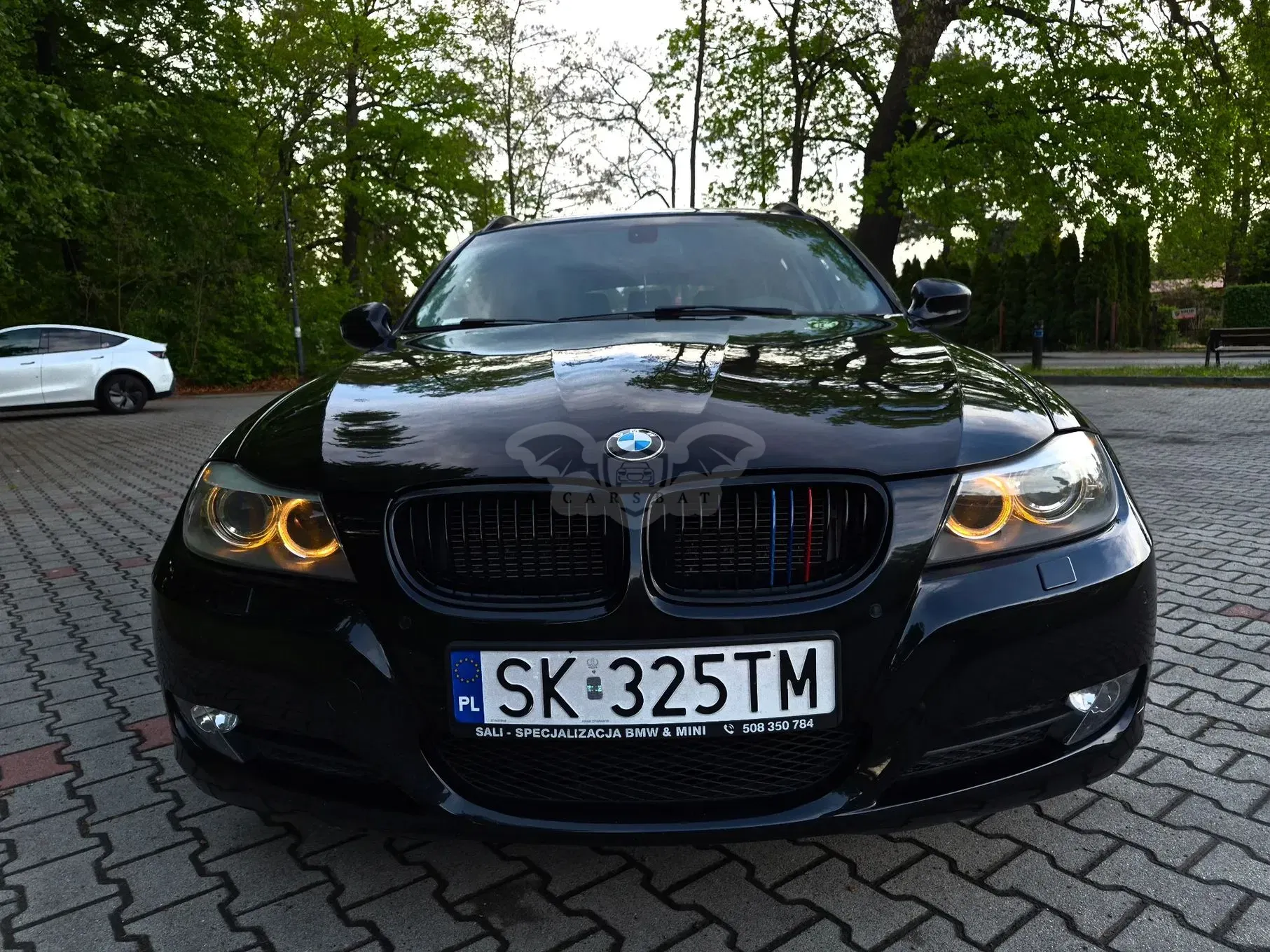 BMW 3 Series E90/E91/E92/E93 325i xDrive 2010
