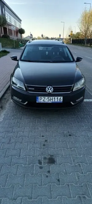 Volkswagen Passat B7 1.6 TDI DPF BlueMotion Technology Comfortline 2011