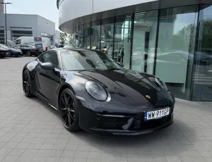 Porsche 911 992 Carrera 4 PDK 2021