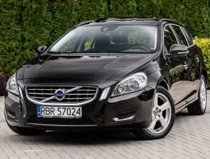 Volvo V60 I D4 Business Edition 2011