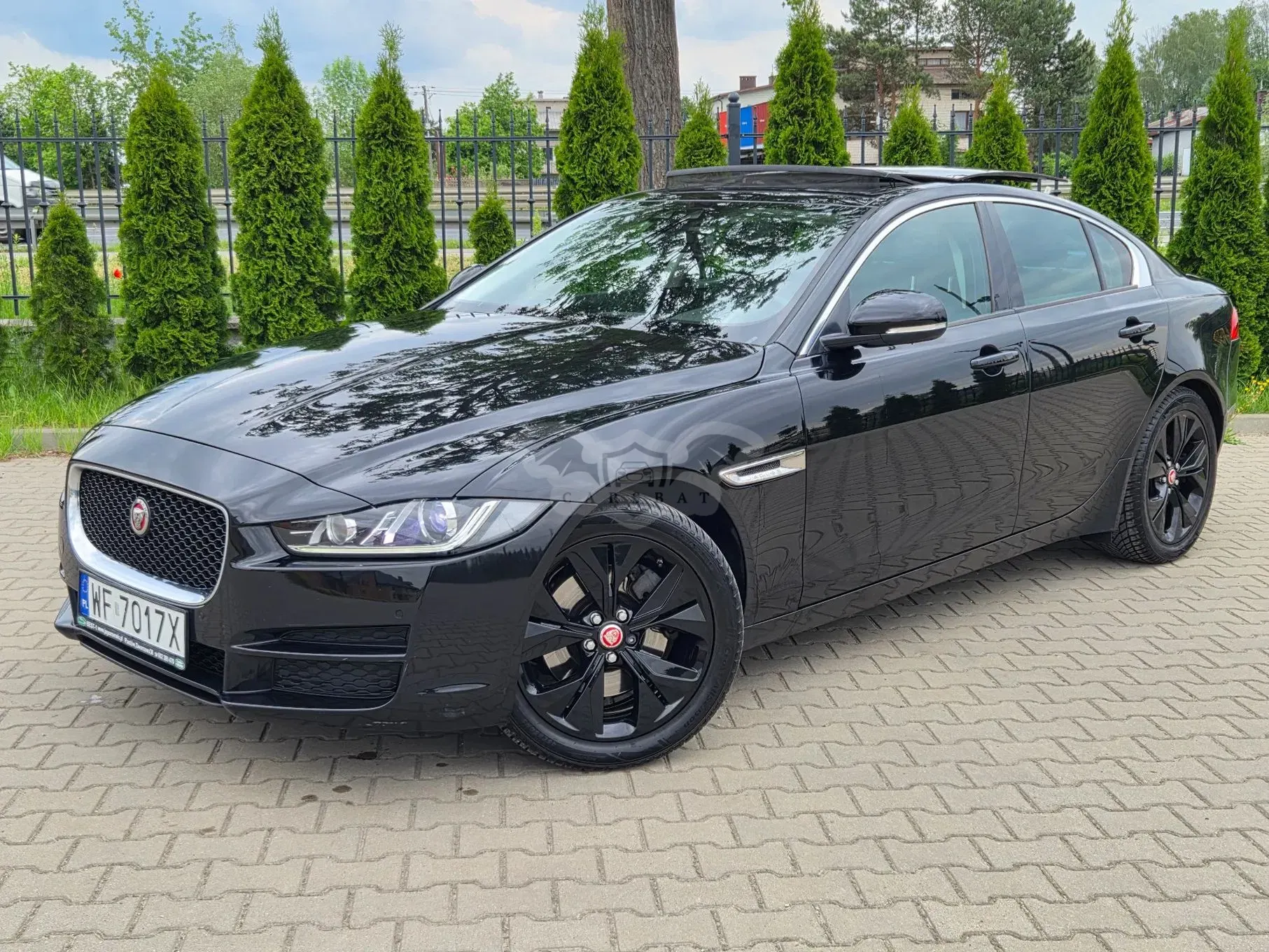Jaguar XE 2.0 T Prestige 2016