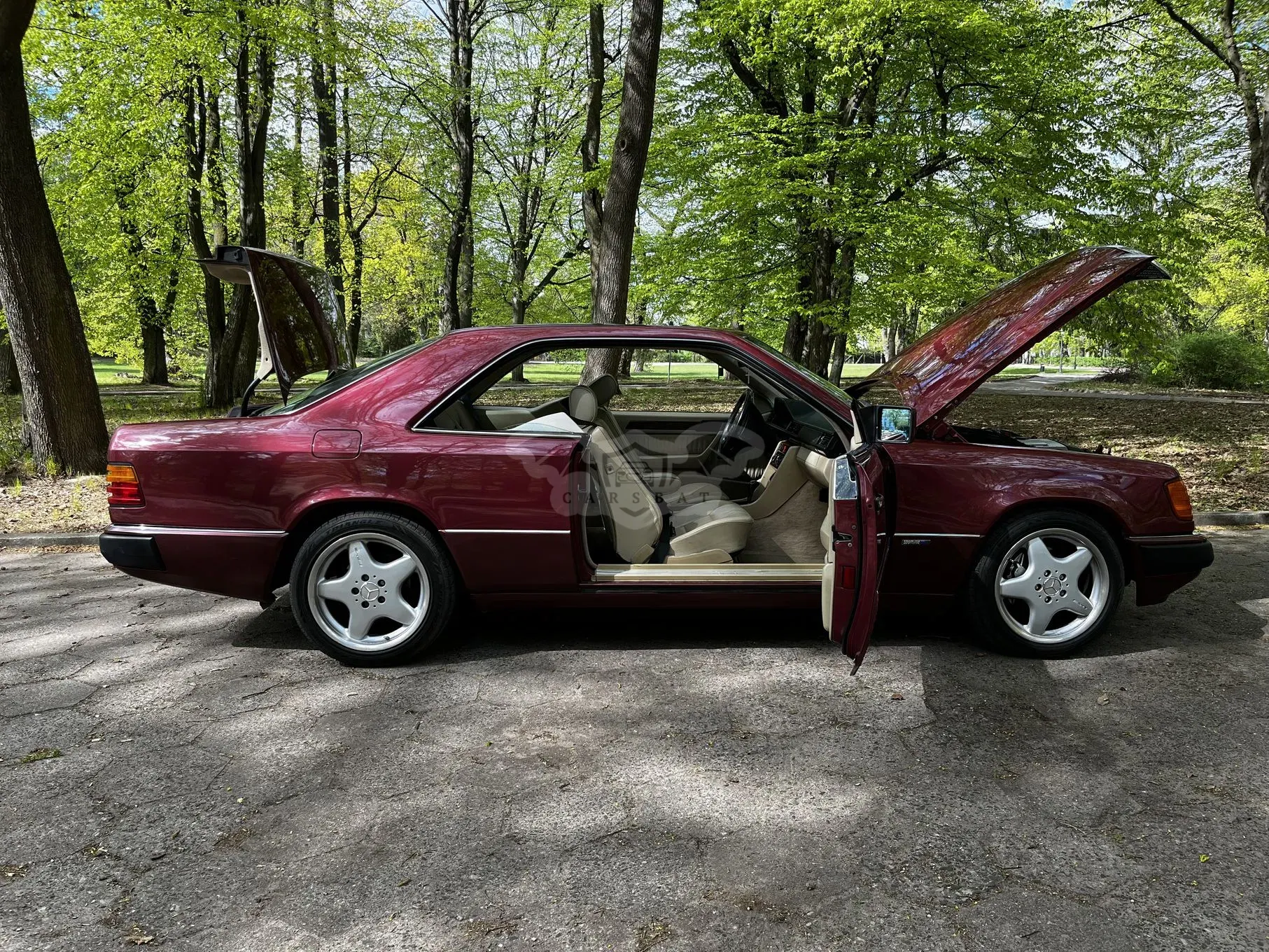 Mercedes-Benz E 1992