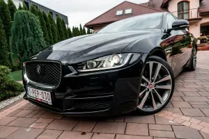 Jaguar XE 2.0 T Prestige 2016