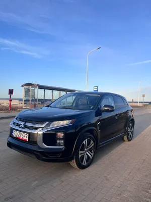 Mitsubishi Outlander IV 2.0 2WD CVT Active 2022