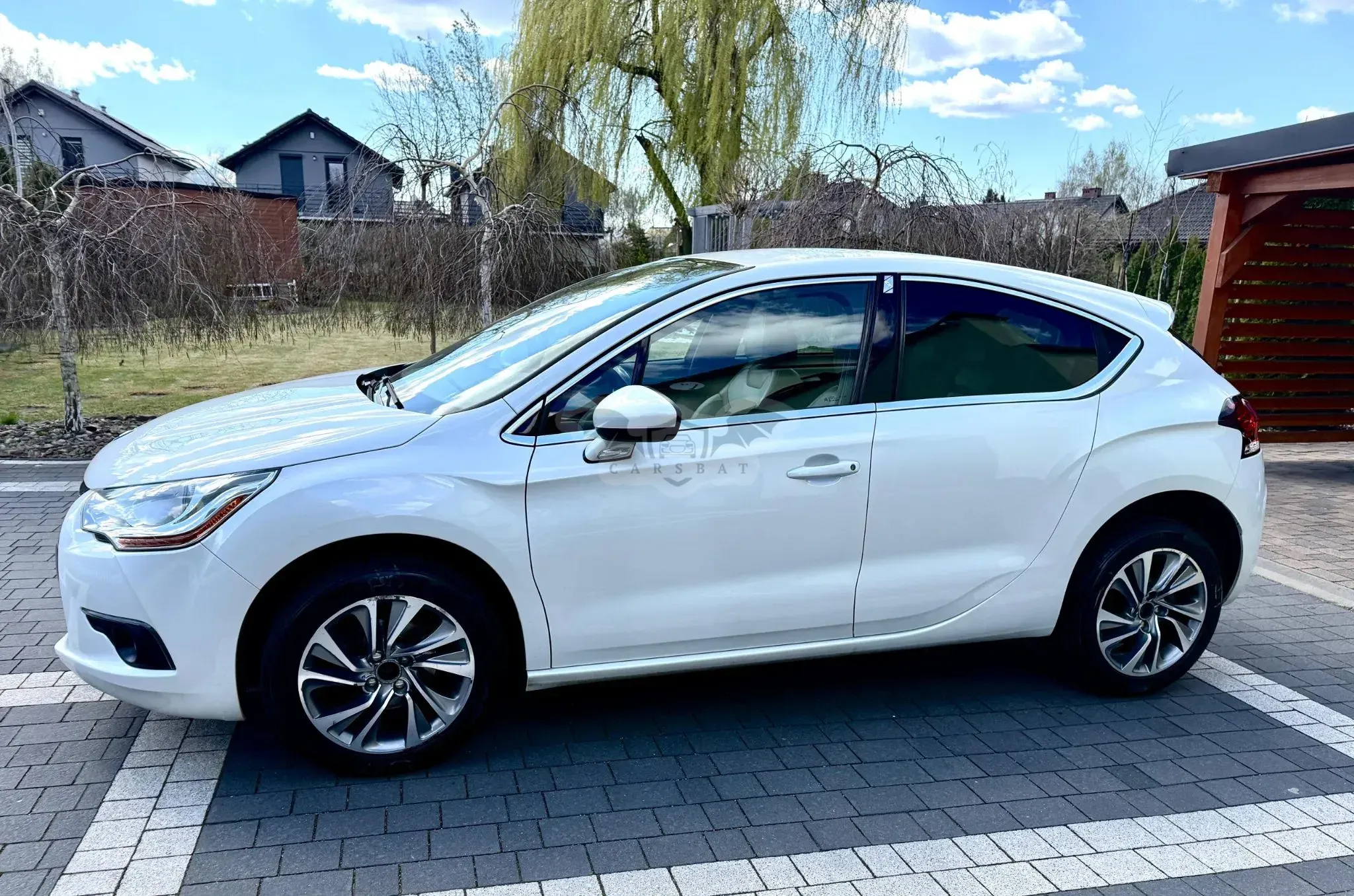 Citroën DS4 HDi 110 SoChic 2011