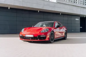 Porsche Panamera GTS 2019