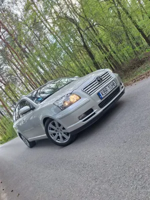 Toyota Avensis II 2.2 D-CAT Travel 2008