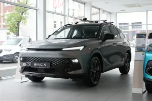 BAIC Beijing 5 Beijing 1.5T Comfort DCT 2025