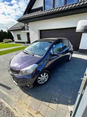 Toyota Yaris III 1.4 D-4D Executive 2012