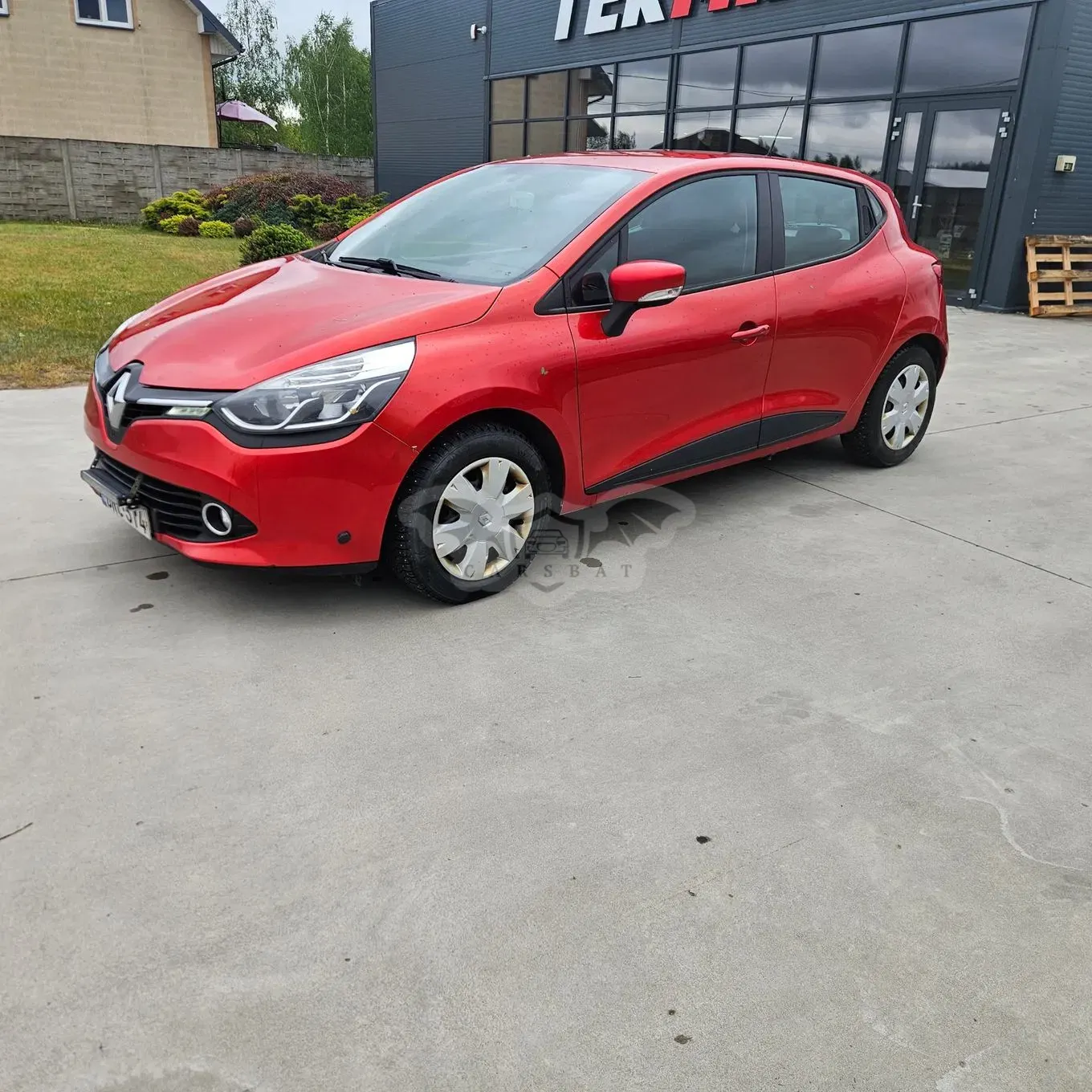 Renault Clio IV TCe 100 Dynamique 2013
