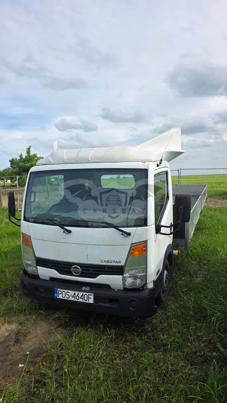 Nissan Cabstar 2010