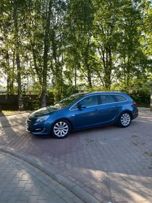 Opel Astra J 1.4 T Cosmo 2014