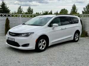 Chrysler Pacifica 2017