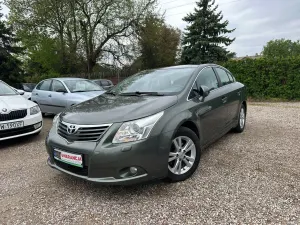 Toyota Avensis III 2.0 D-4D Sol 2011