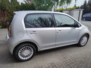 Volkswagen Up! high 2015