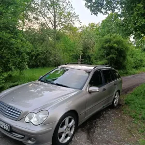 Mercedes-Benz C W203 2005
